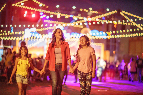 Enter to Win a 4-Pack of Tickets to Knott's Berry Farm for Ghost Town Alive! & Summer Nights!