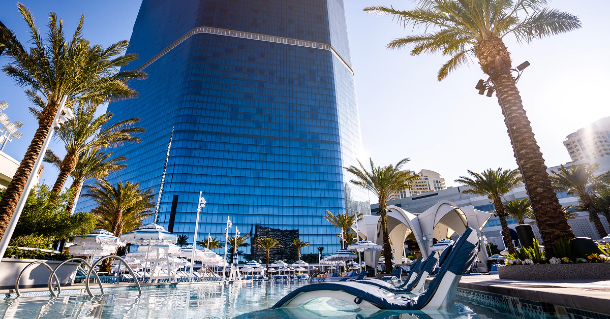 Win your 2-Night Stay at the Fontainebleau Las Vegas!!