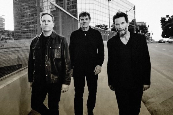 Enter to Win Dogstar Tickets!