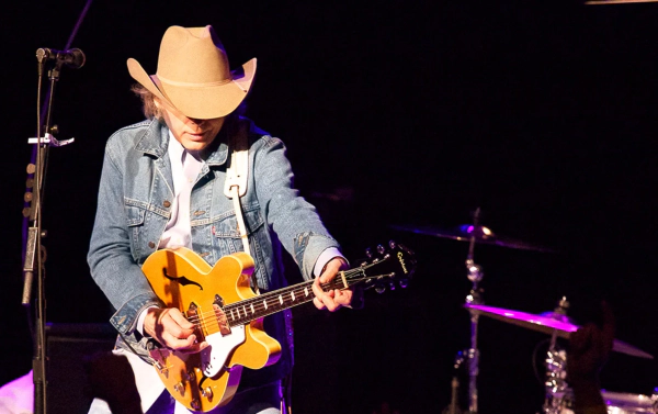 Win with iHeartRadio to see Dwight Yoakam with Flatland Cavalry and Chayce Beckham!