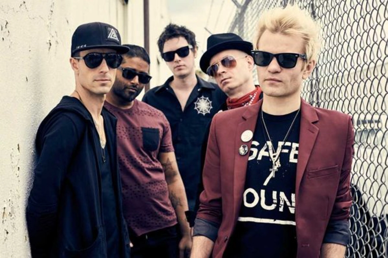 Win Sum 41 Tickets! - Thumbnail Image