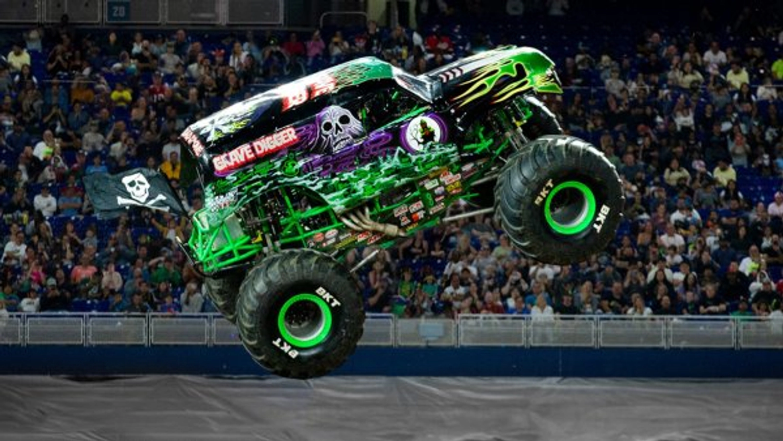 Win Monster Jam 2025 Tickets! | Free Ticket Weekend