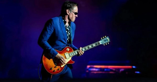 Win tickets to see Joe Bonamassa!