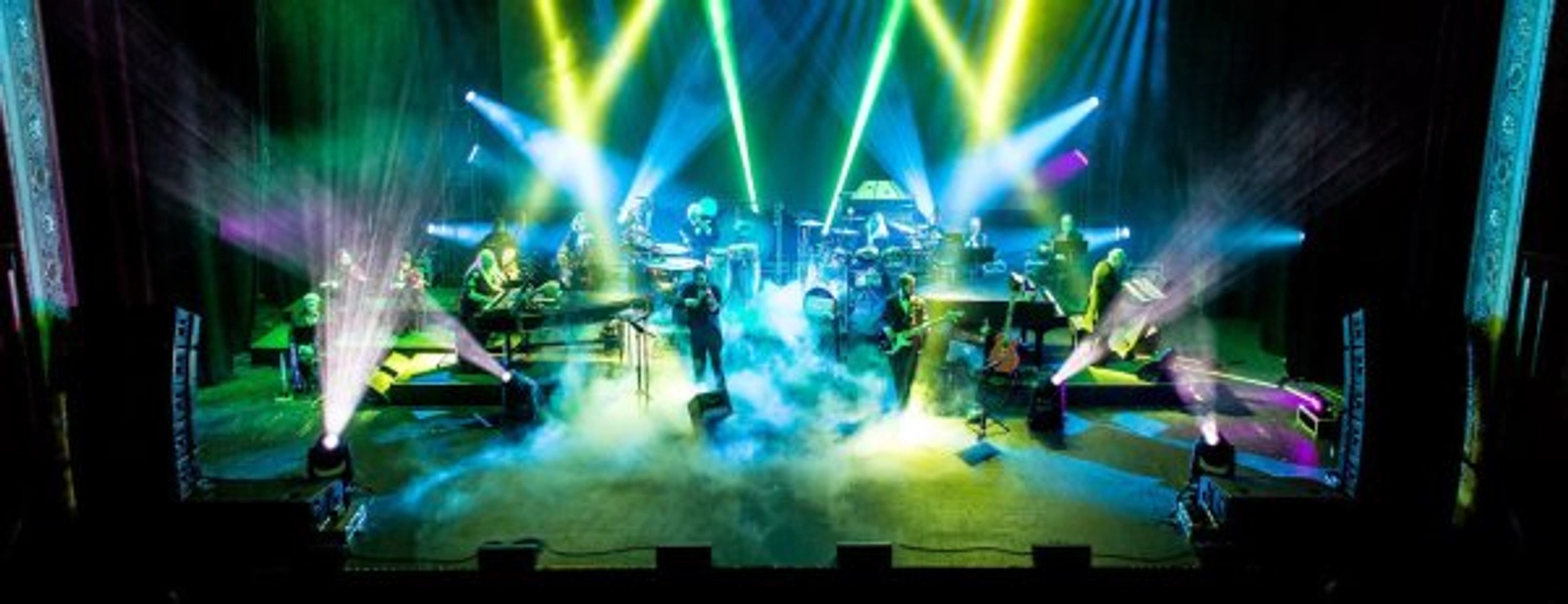 Win tickets to see Mannheim Steamroller at the Benedum Center!