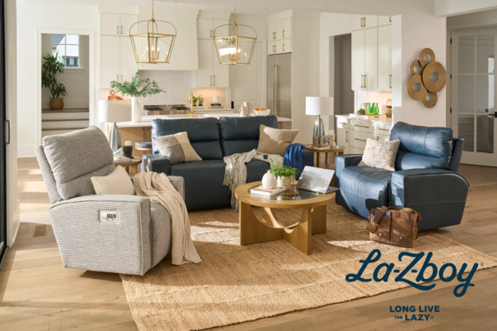 WIN A LA-Z-BOY SHOPPING SPREE!